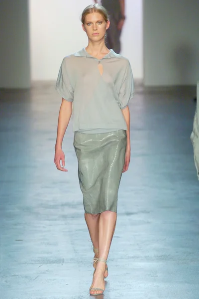 Look 8